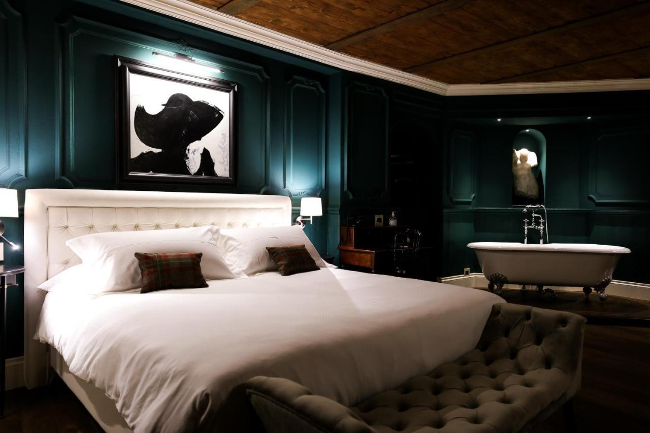 La Piazzetta Degli Artisti - Boutique B&B Bossolasco Zewnętrze zdjęcie