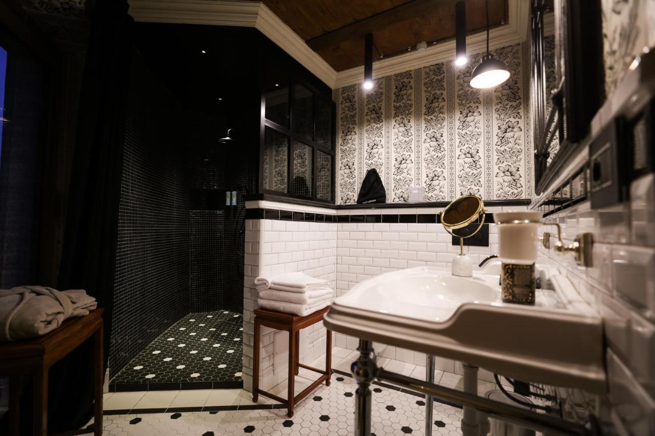 La Piazzetta Degli Artisti - Boutique B&B Bossolasco Zewnętrze zdjęcie